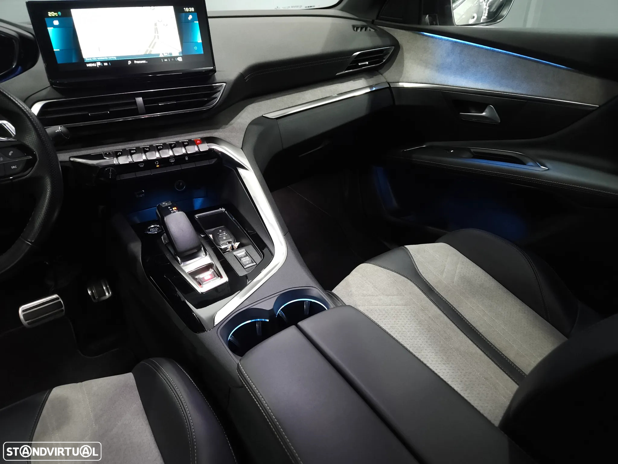 Peugeot 3008 Hybrid 225 e-EAT8 GT - 10