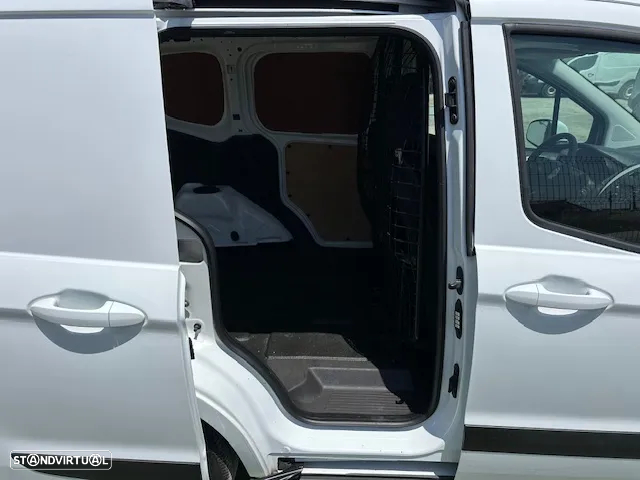 Ford TRANSIT COURIER 2 LUG. - 8