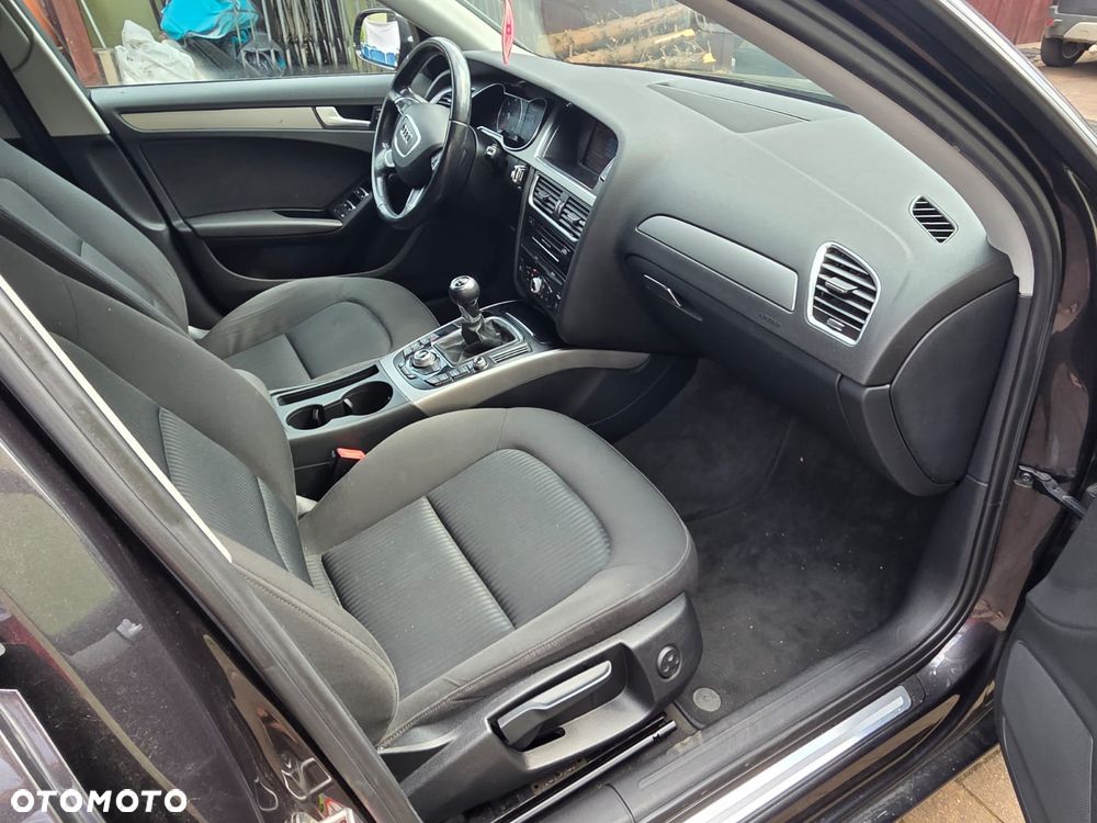 Audi A4 Avant - 23
