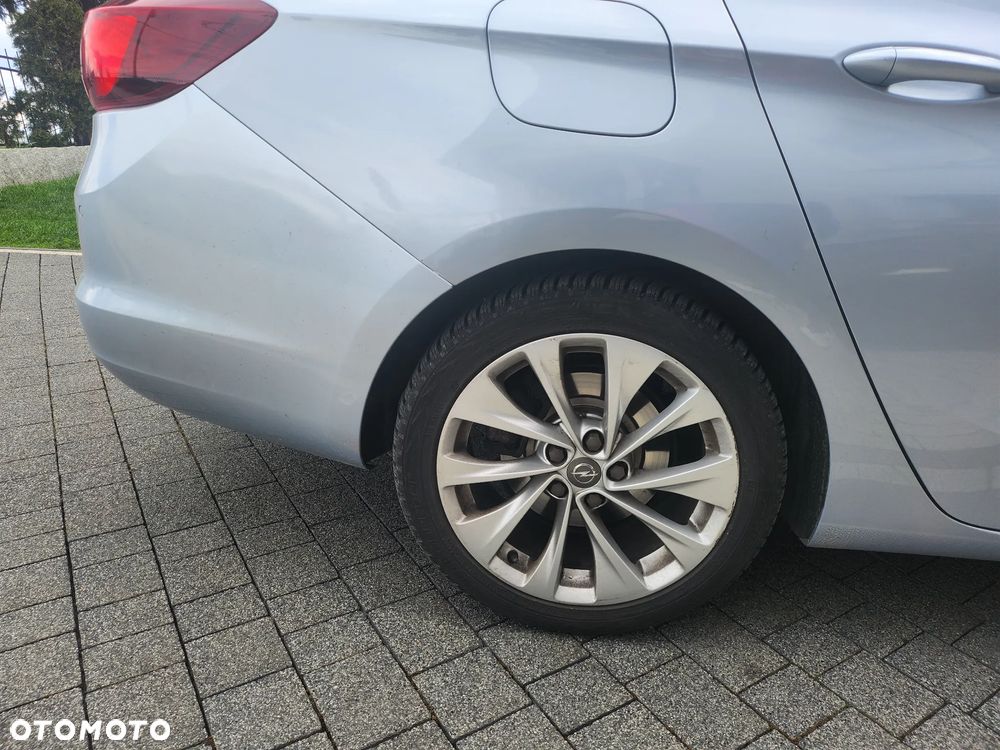 Opel Astra 1.6 D (CDTI) Start/Stop Business - 4