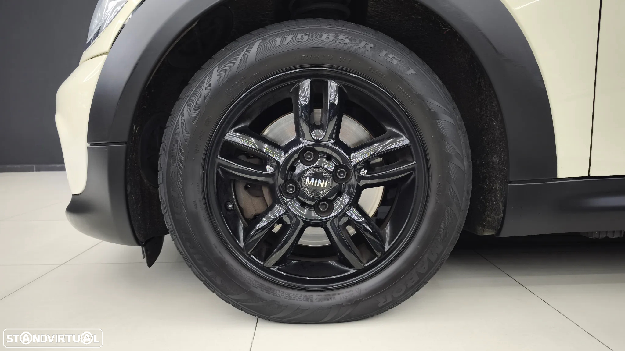 MINI 3 Portas Cooper D - 13