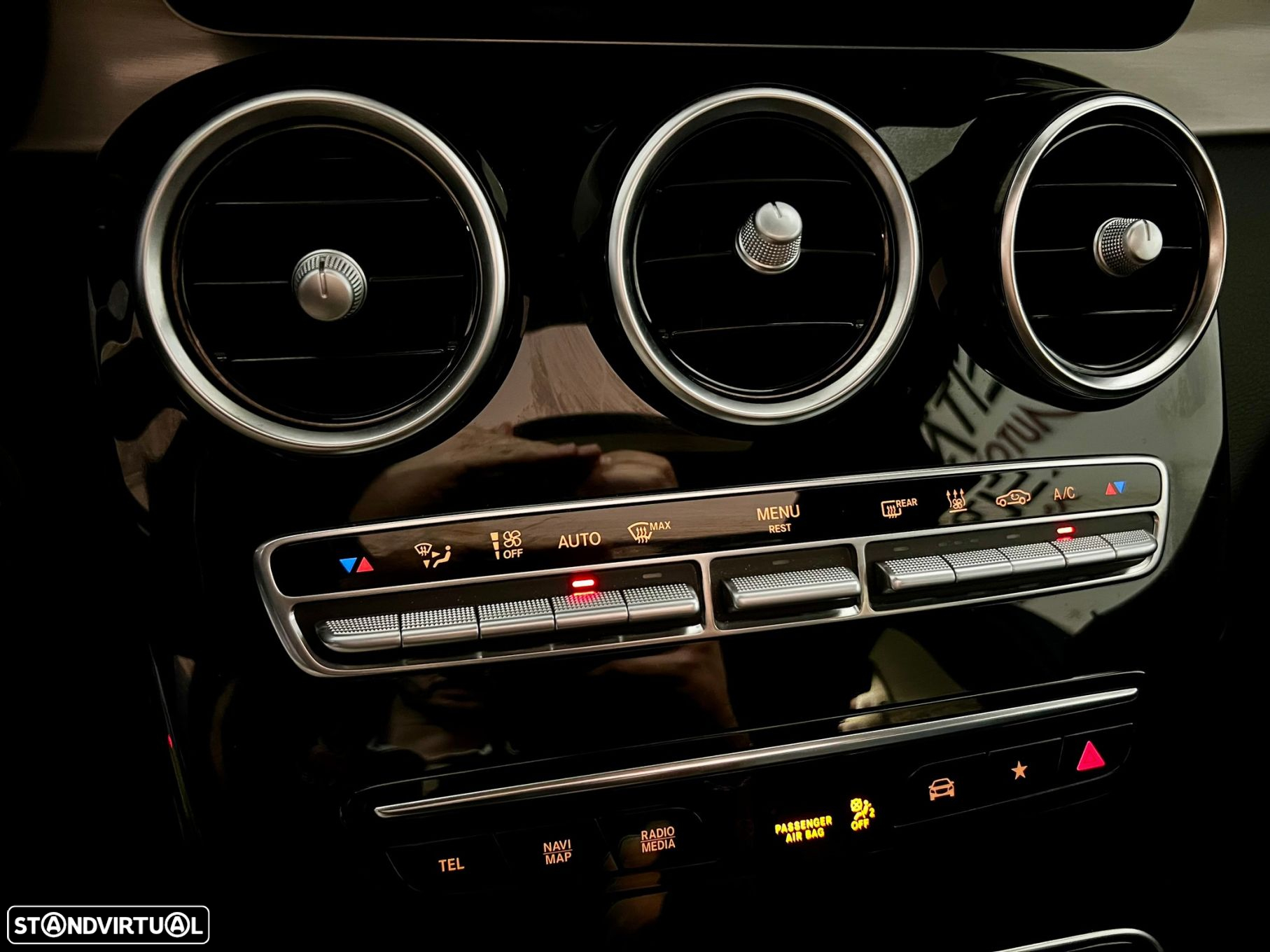 Mercedes-Benz GLC 300 e Coupé 4Matic - 28