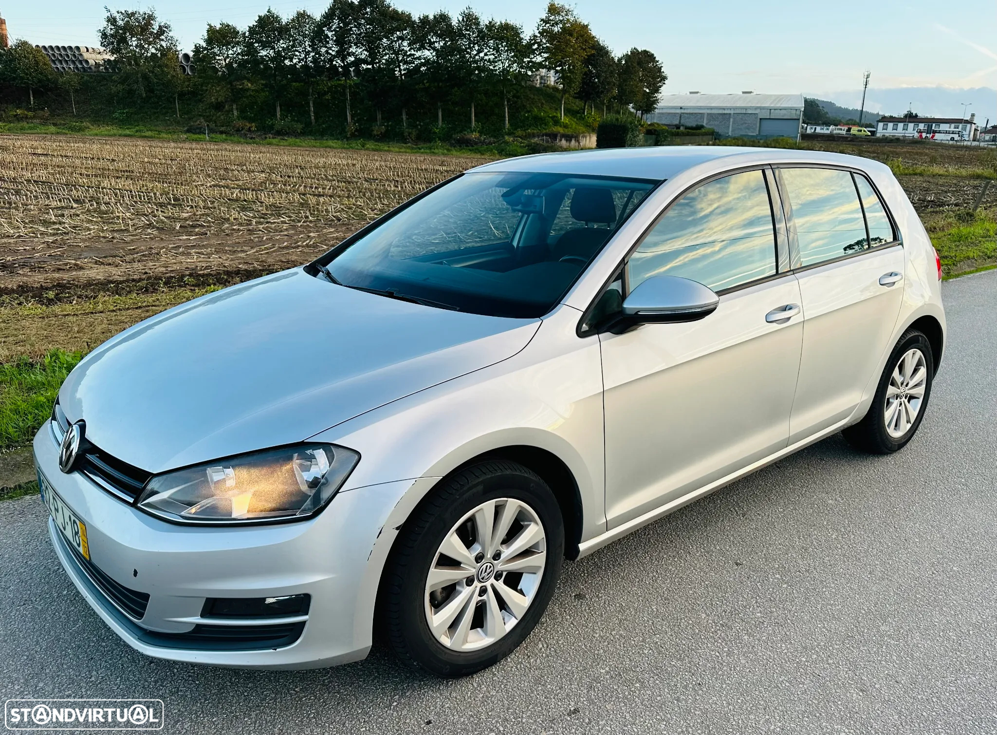 VW Golf 1.6 TDi Confortline - 5