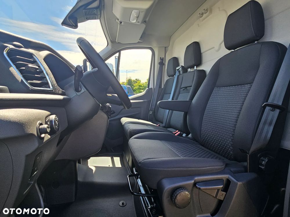Ford Transit - 10