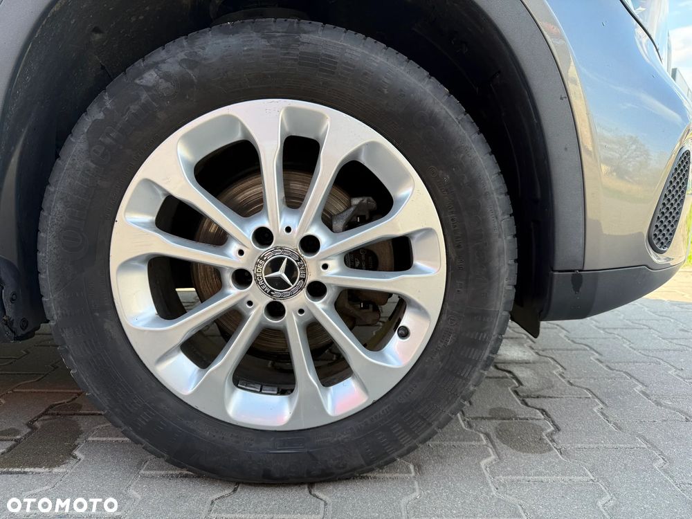 Mercedes-Benz GLA 180 7G-DCT Style - 17