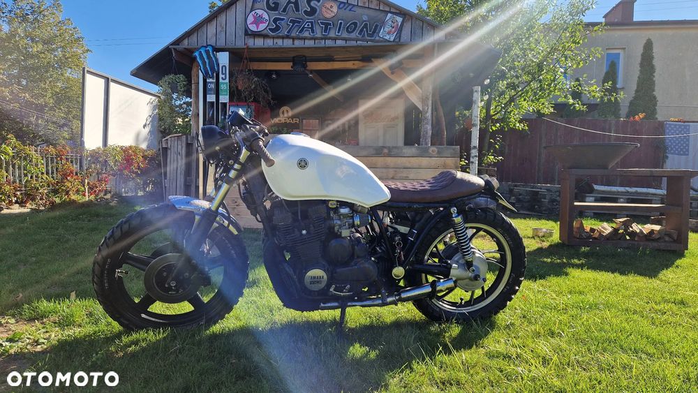Yamaha XJ - 2