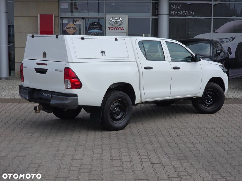 Toyota Hilux 2.4 D-4D Double Cab DLX 4x4 - 5
