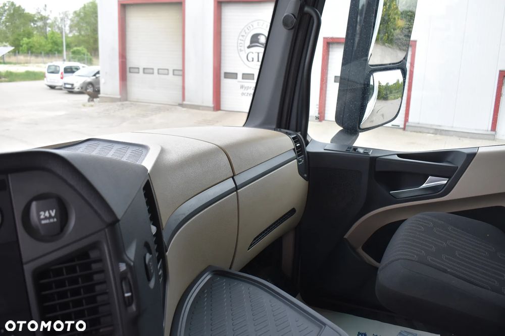 Mercedes-Benz Actros 1845 - 14
