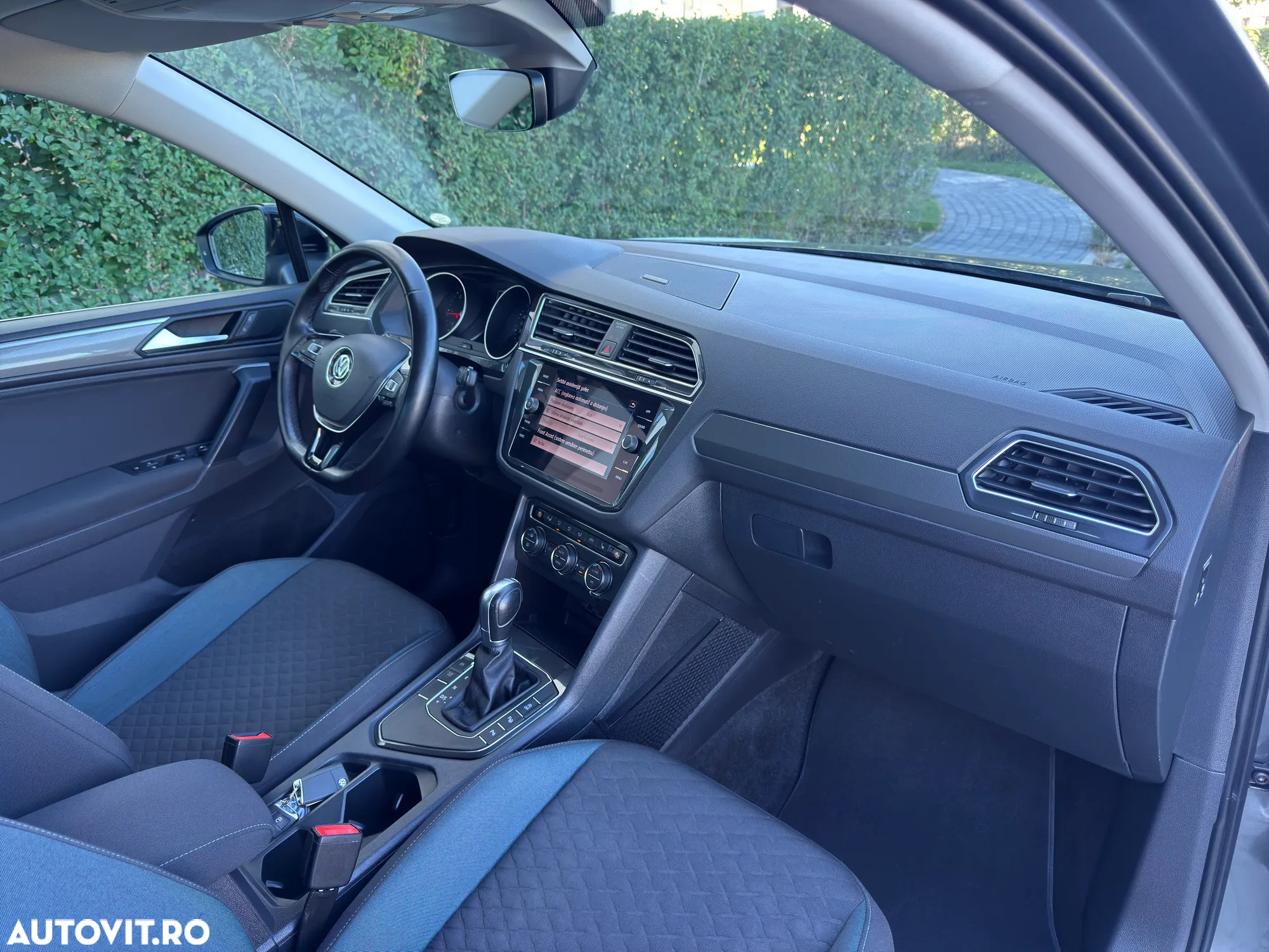 Volkswagen Tiguan - 14