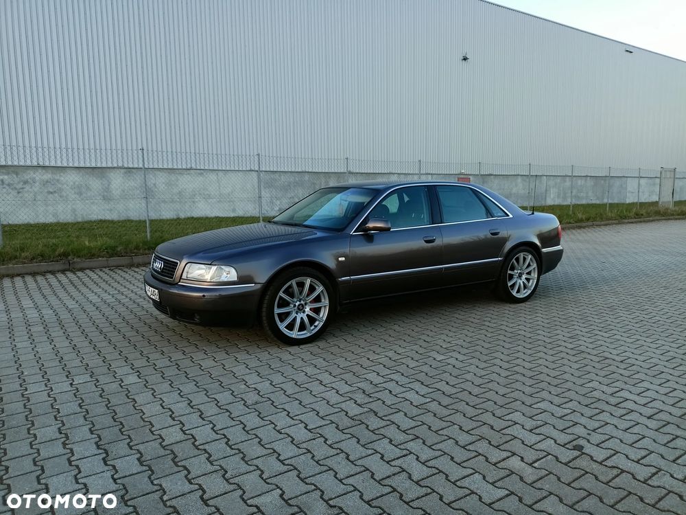 Audi A8 3.7 Tiptronic - 3