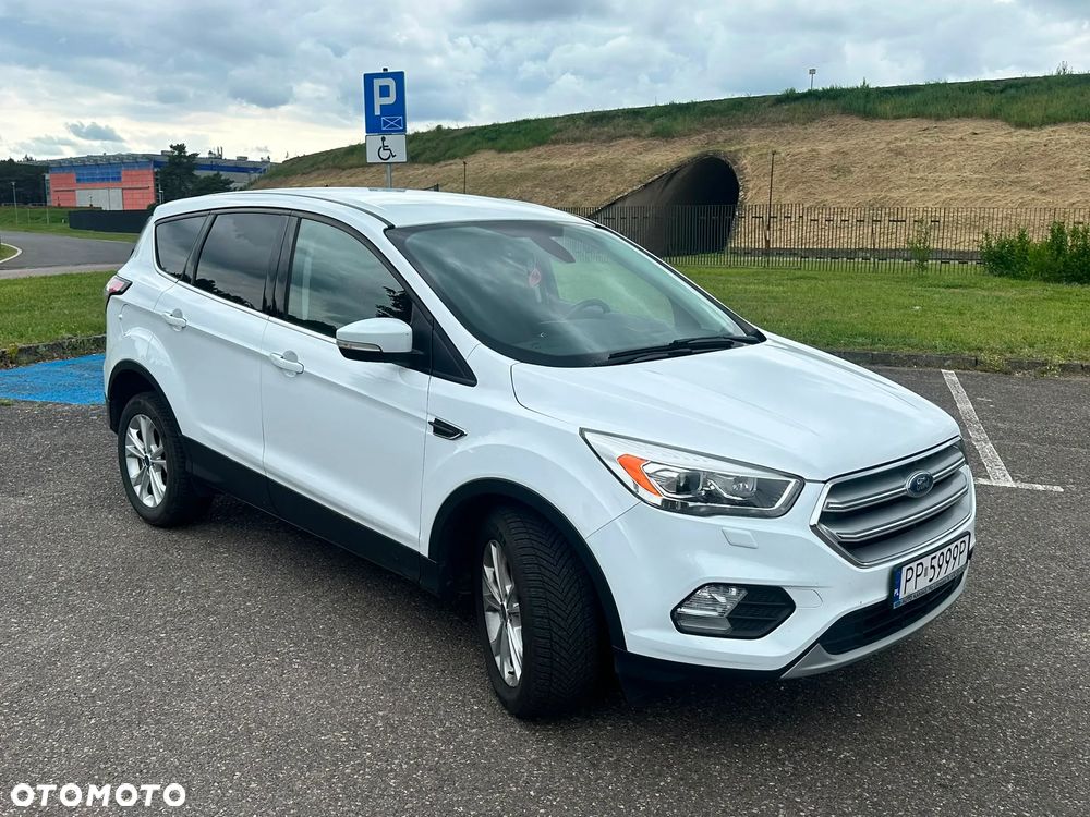 Ford Kuga 2.0 TDCi FWD Titanium - 3