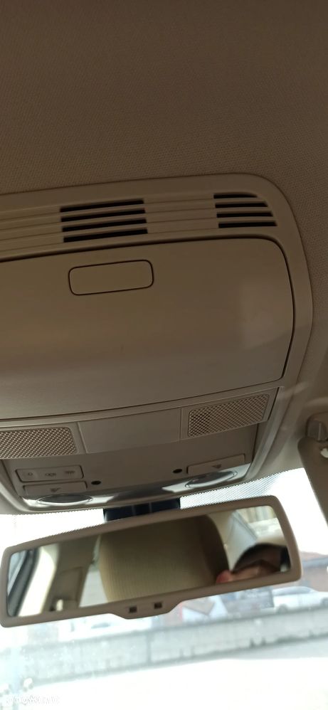 Volkswagen Passat 2.0 TDI Comfortline - 21