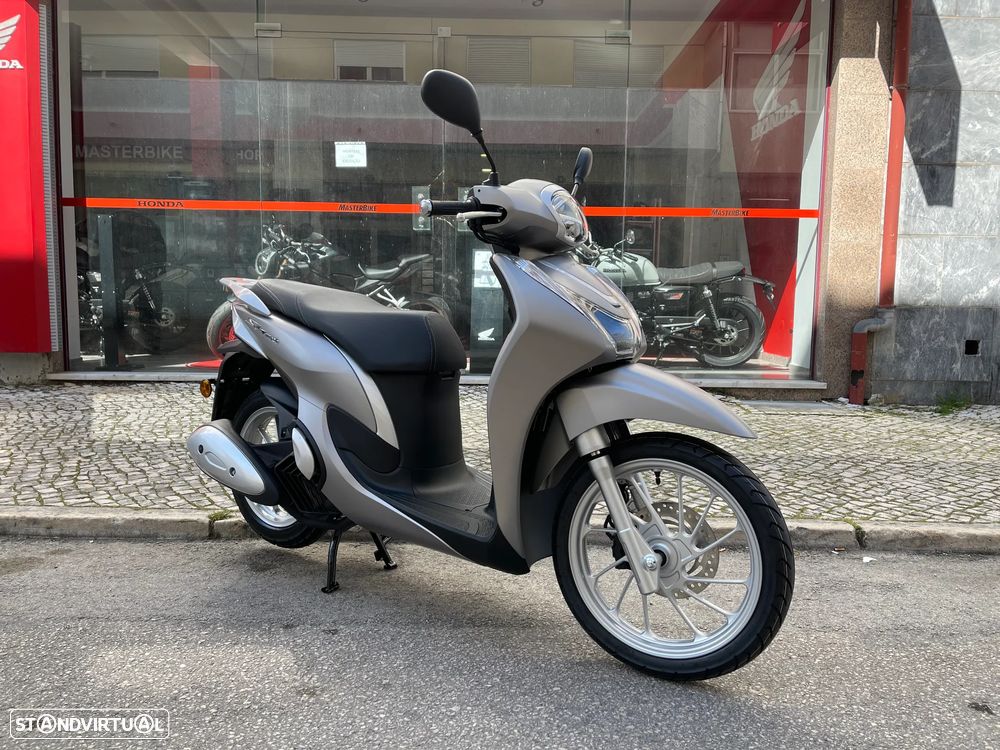 Honda SH 125 Mode - Desde 41 EUR / Mês !! - 17