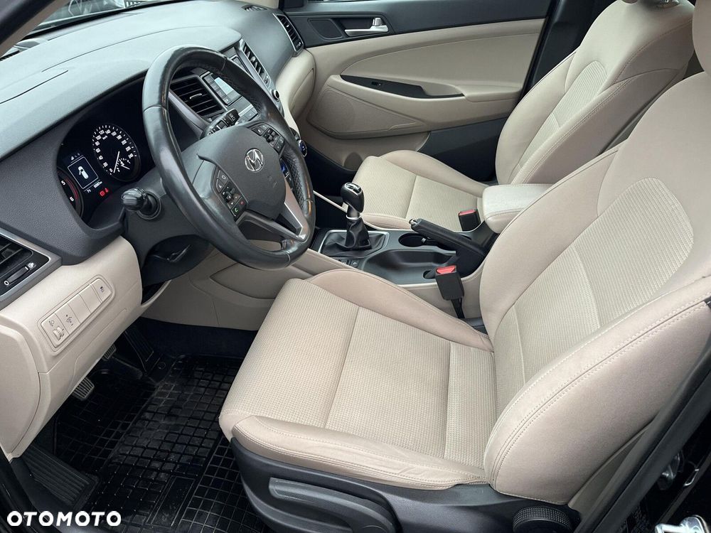 Hyundai Tucson 2.0 CRDI BlueDrive Comfort 2WD - 15