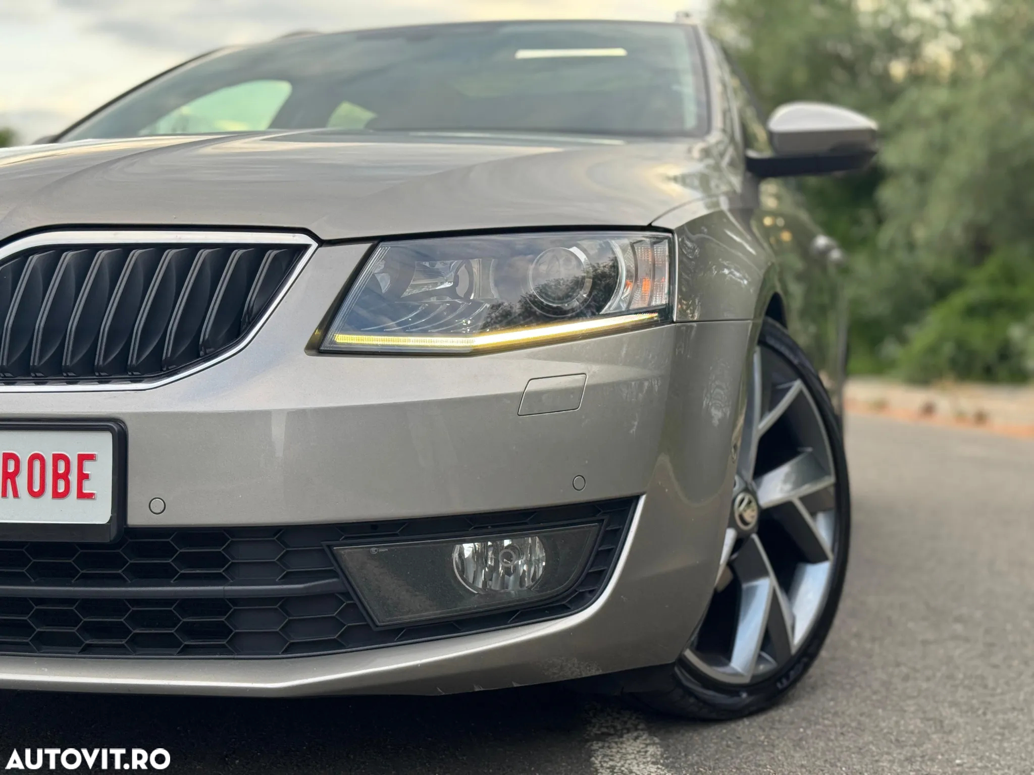 Skoda Octavia 1.6 TDI ELEGANCE - 16