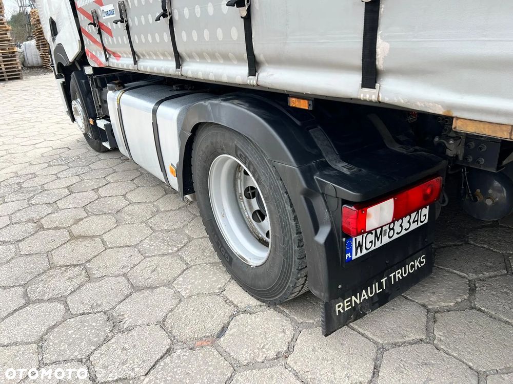 Renault T480 - 12