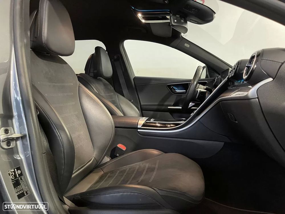 Mercedes-Benz C 300 e AMG Line - 18