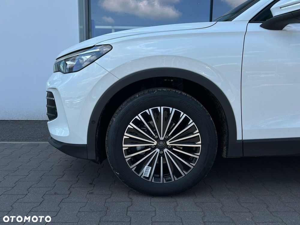 Volkswagen Tiguan - 30