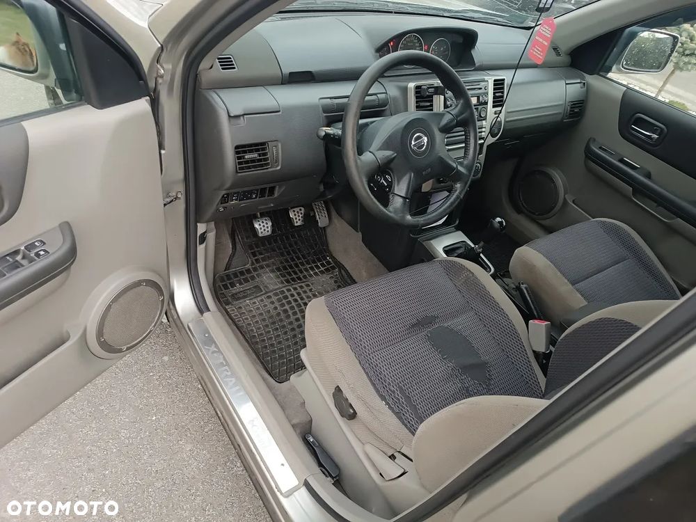 Nissan X-Trail 2.0 Sport + - 13