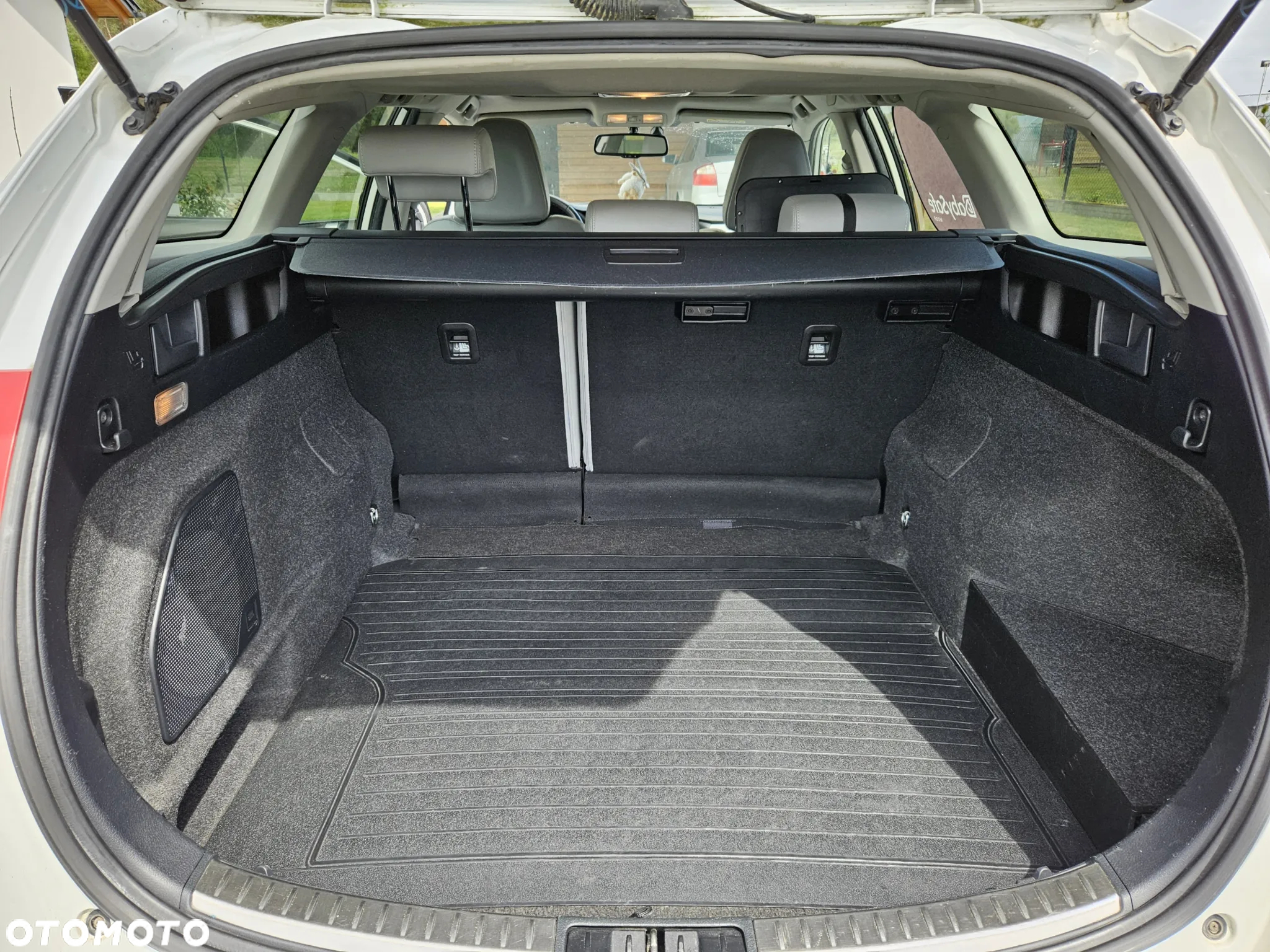 Toyota Auris Hybrid 135 Prestige - 9