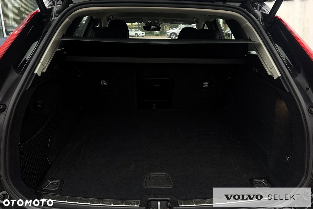 Volvo XC 60 - 32