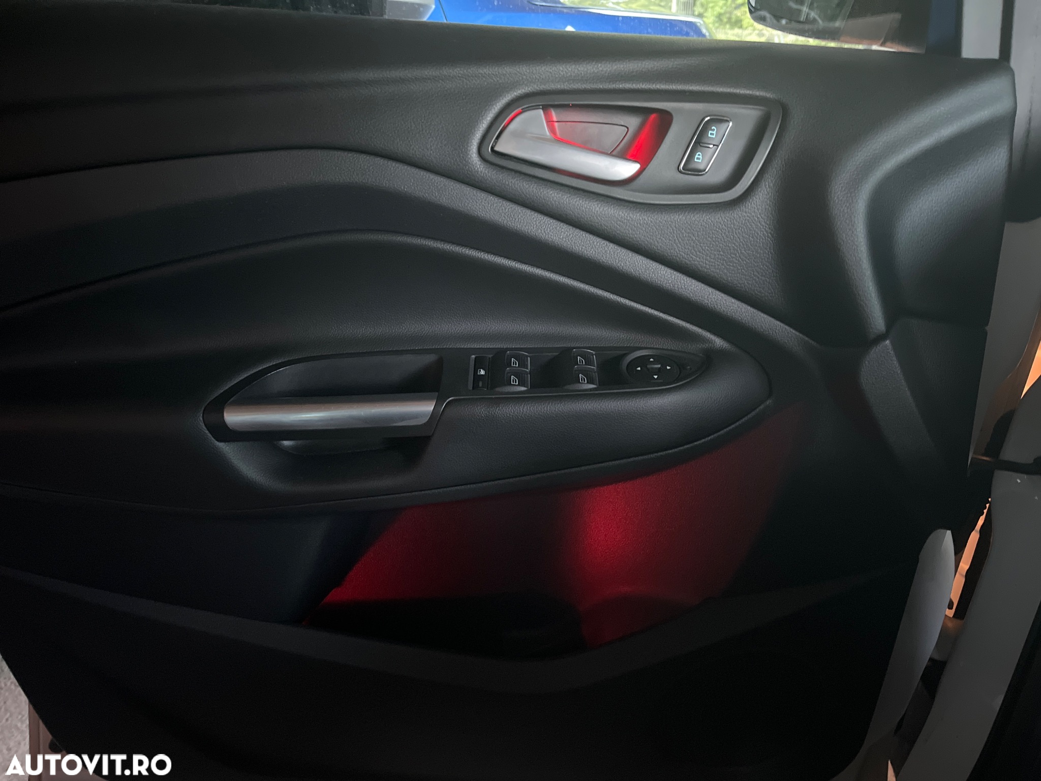 Ford Kuga - 20