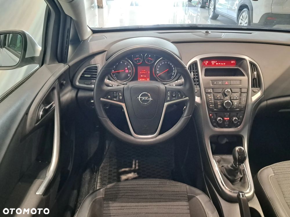 Opel Astra 1.6 Enjoy - 11