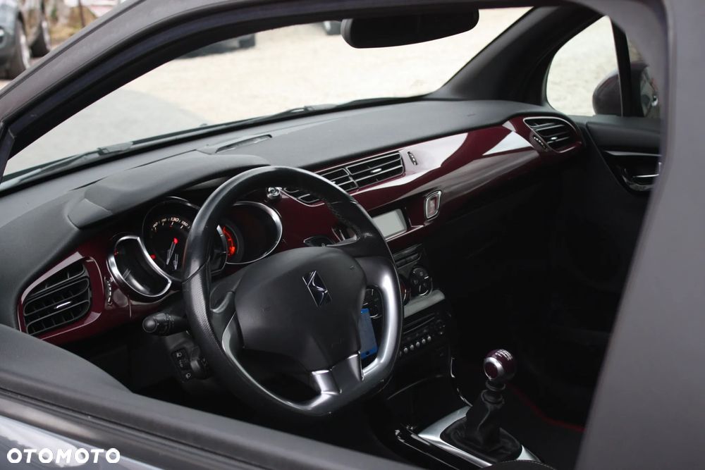 Citroën DS3 THP 155 SportChic - 18