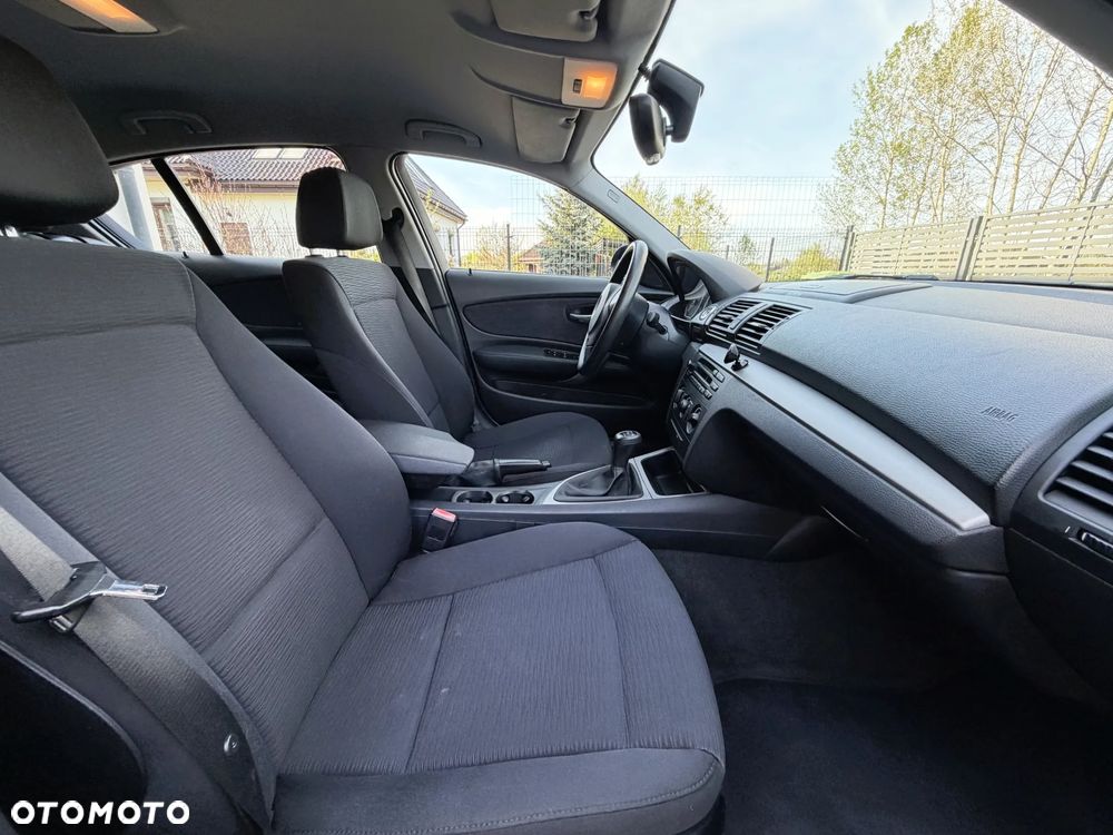 BMW Seria 1 - 12