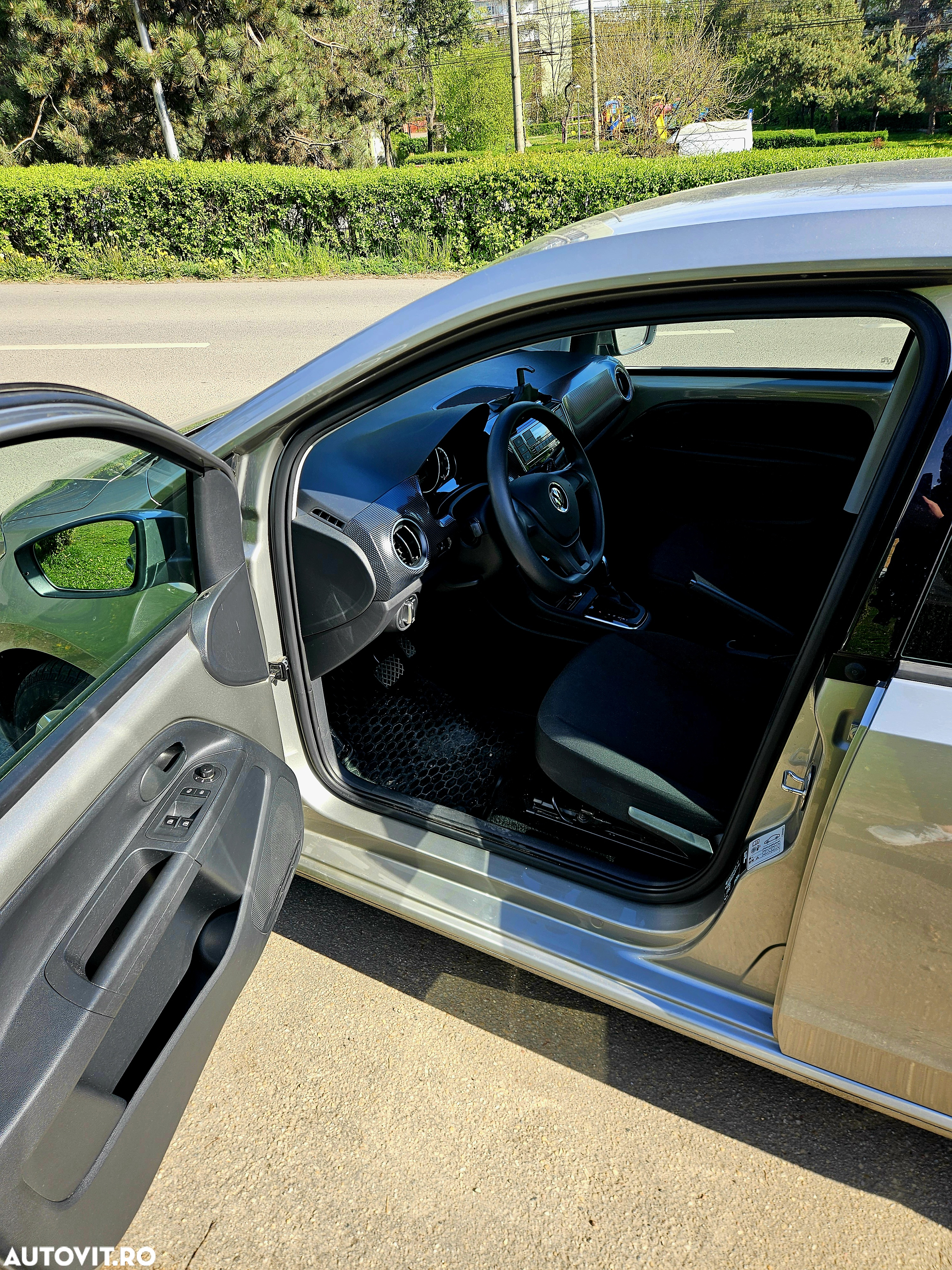 Volkswagen up! e-up! 32.3 kWh - 6