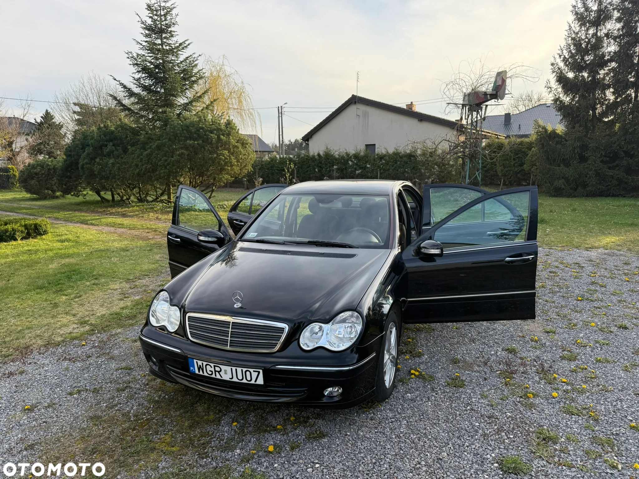 Mercedes-Benz Klasa C 180 T Kompressor Elegance - 37