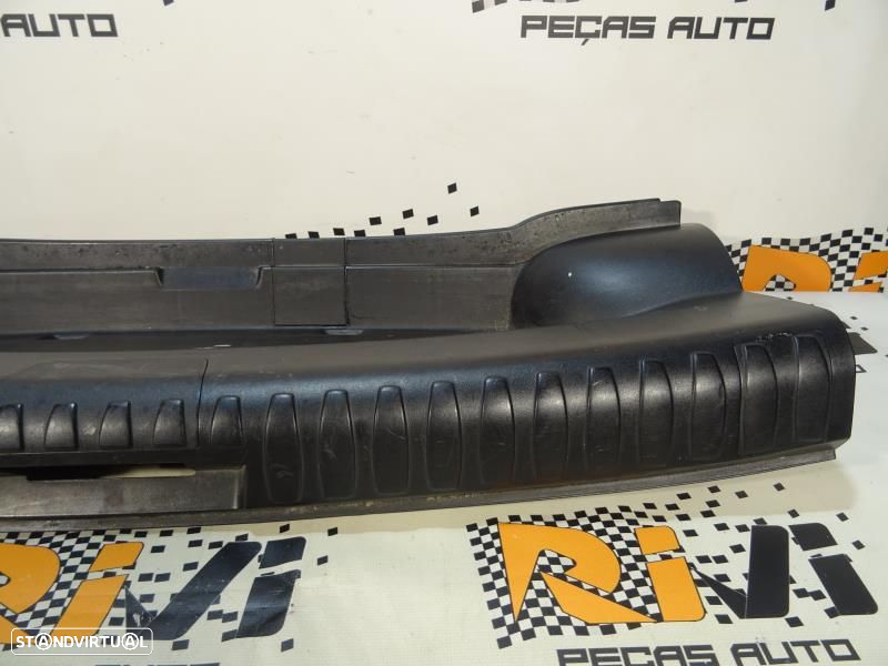 Plástico Da Grossura Da Mala Bmw 1 (E87)  7123335 / 7 123 335 9 - 6