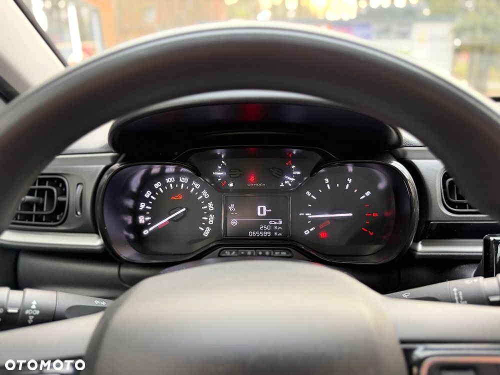 Citroën C3 1.2 PureTech Feel - 33