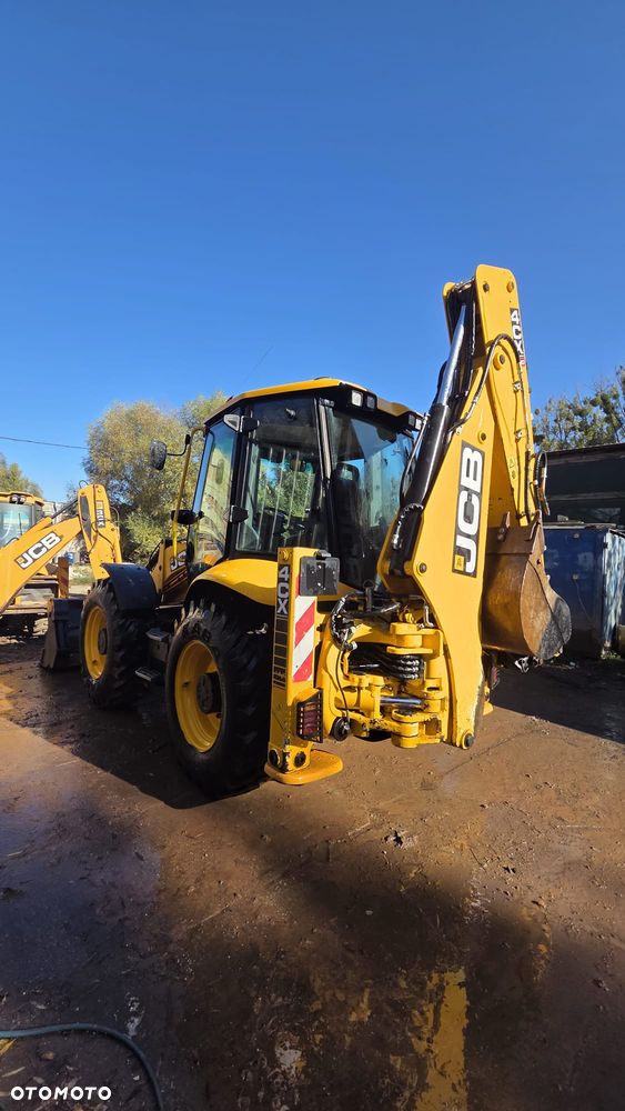 JCB 4 CX PRO - 4