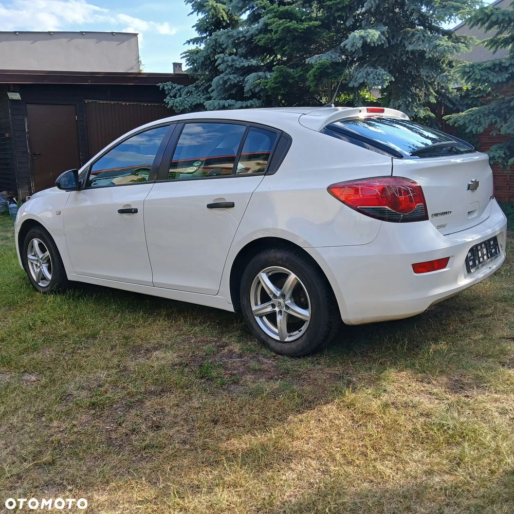 Chevrolet Cruze - 6