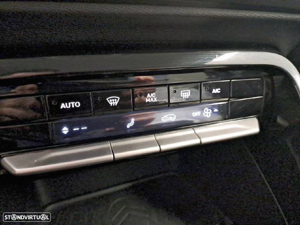 Citroën C3 1.2 PureTech Max - 23