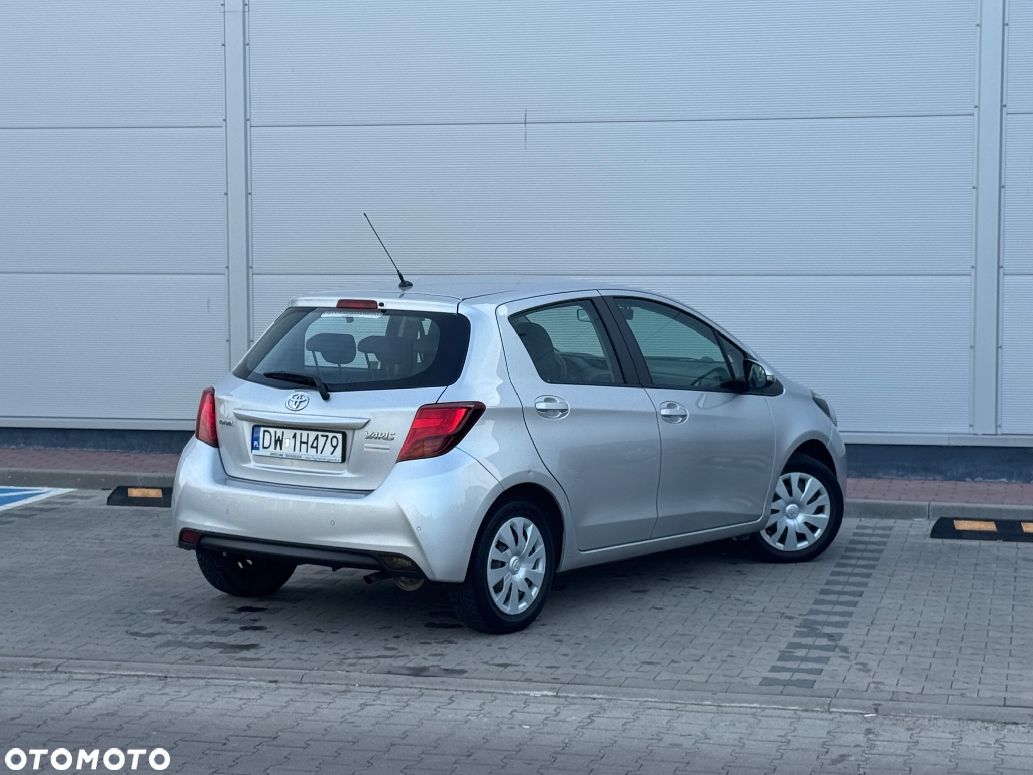 Toyota Yaris 1.0 Active - 25