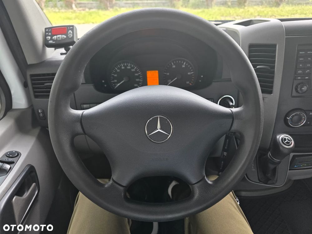 Mercedes-Benz Sprinter - 6