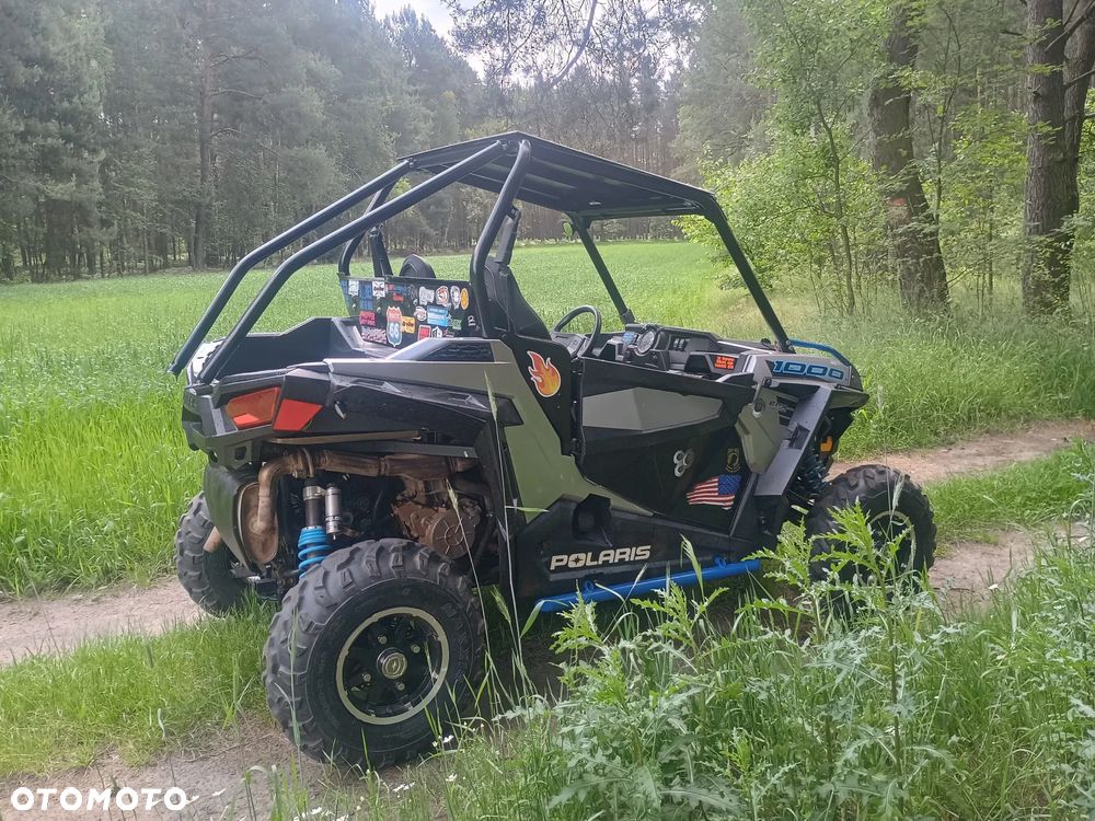 Polaris RZR - 4