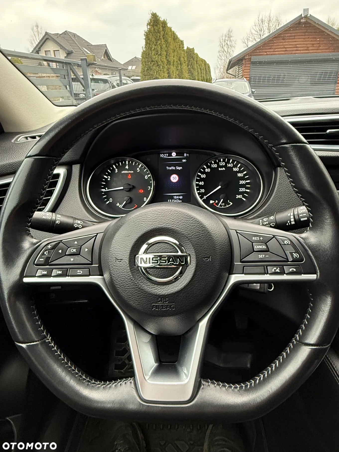 Nissan Qashqai - 12