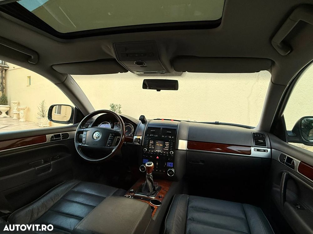 Volkswagen Touareg - 13