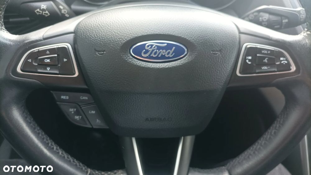 Ford Kuga 2.0 TDCi FWD Titanium - 15