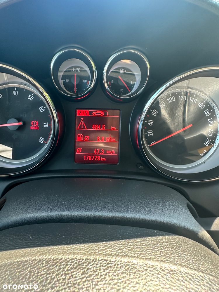 Opel Astra 1.4 Turbo Sports Tourer 150 Jahre - 9