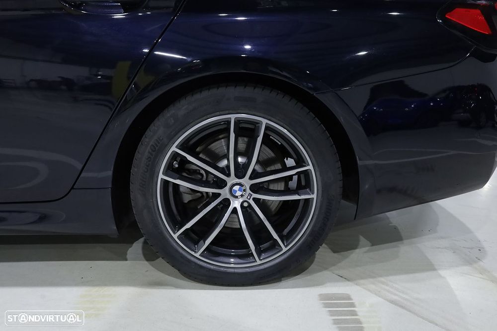 BMW 520 d Pack Desportivo M Auto - 5