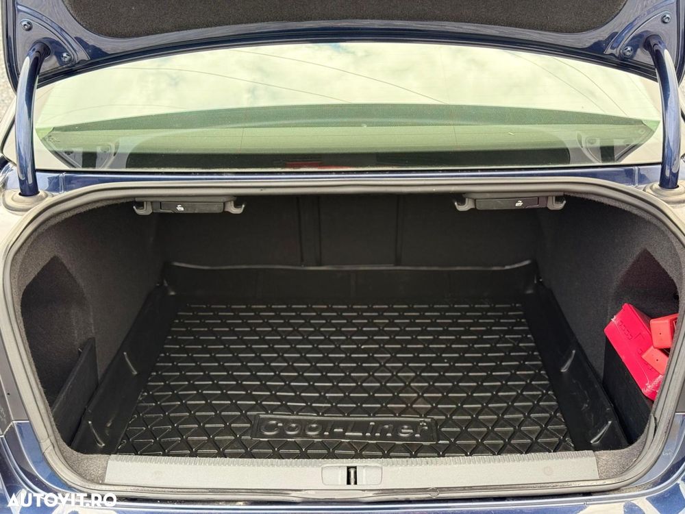 Volkswagen Passat 2.0 TDI 4Motion DSG BlueMotion Tech Highline - 10