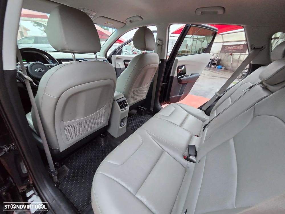 Kia Niro 1.6 GDI PHEV 2WD Aut. Edition 7 - 21