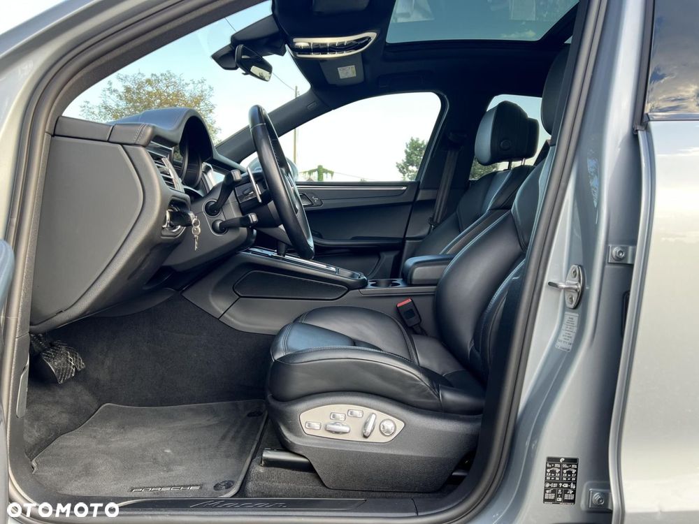 Porsche Macan Standard - 11
