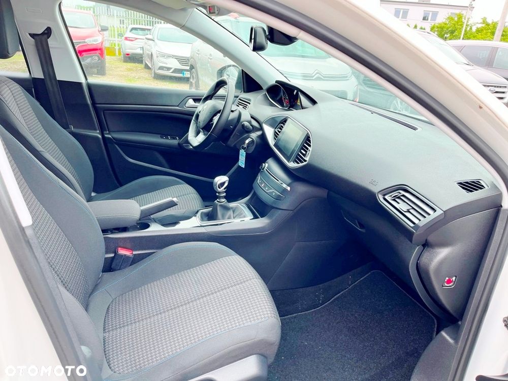 Peugeot 308 PureTech 130 GPF Stop & Start Active - 5