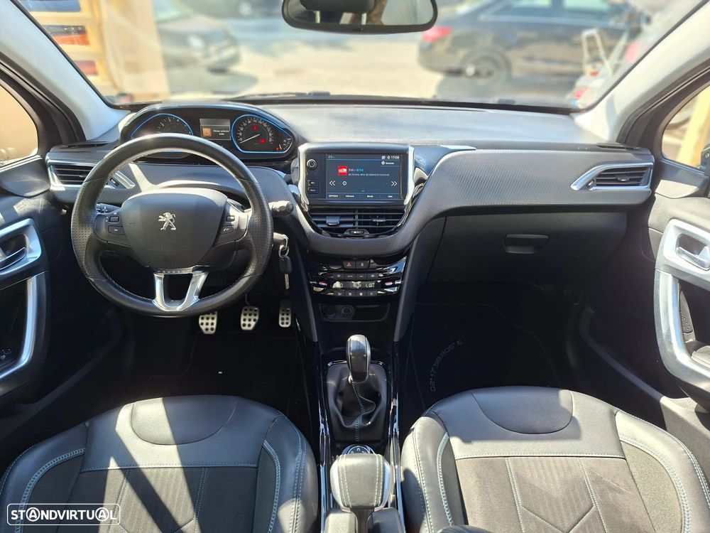 Peugeot 2008 1.2 PureTech Crossway - 26
