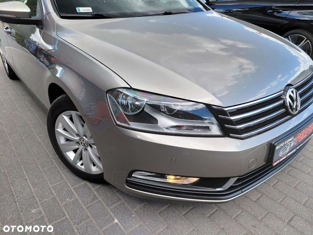 Volkswagen Passat - 5